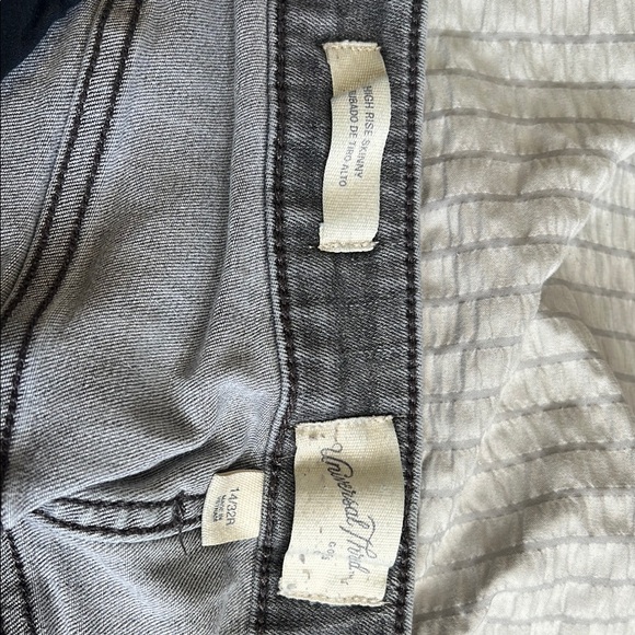 Universal Thread Women's Size 14 Gray Denim Skinny Pants - Picture 4 of 5